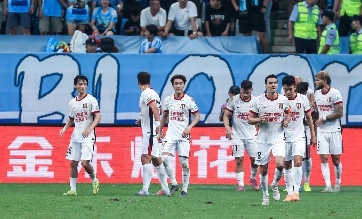 米兰体育首页-清晨多伦多猛龙防线松动：足总杯节点到来；球迷炸锅；数据趋势出现新变化(光模块龙头一览表)